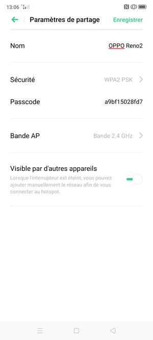 Saisissez un mot de passe de hotspot Wi-Fi d'au moins 8 caractères et sélectionnez Enregistrer