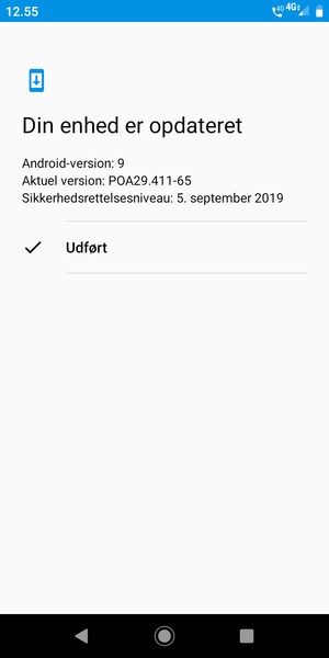 Hvis din telefon  er opdateret, vælg Udført
