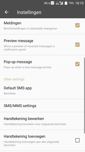 Scroll naar en selecteer SMS/MMS settings