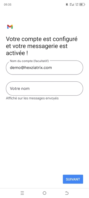 Donnez un nom à votre compte et saisissez votre nom. Sélectionnez SUIVANT