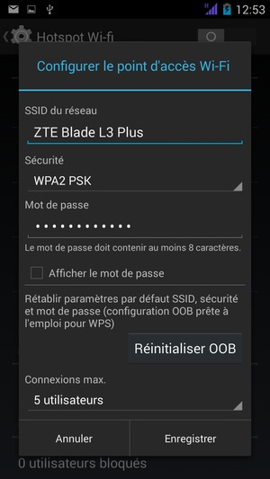 Saisissez un mot de passe d'au moins 8 caractères et sélectionnez Enregistrer