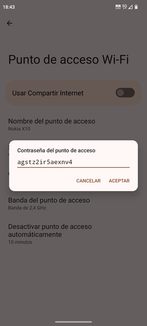 Introduzca una contraseña de punto de acceso Wi-Fi de al menos 8 caracteres y seleccione ACEPTAR