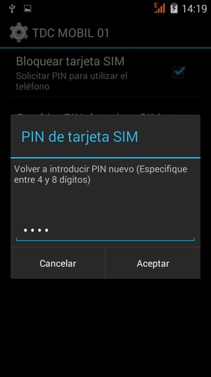 Confirme Nuevo SIM PIN y seleccione Aceptar