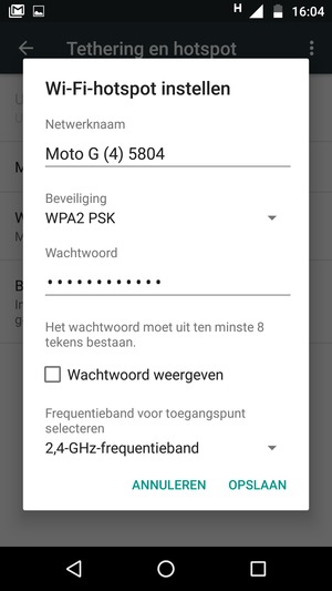 Voer een wachtwoord van een WiFi-hotspot in van ten minste 8 tekens en selecteer OPSLAAN