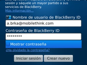 Introduzca su Nombre de usuario de BlackBerry ID y Contraseña de BlackBerry ID. Seleccione Iniciar sesión