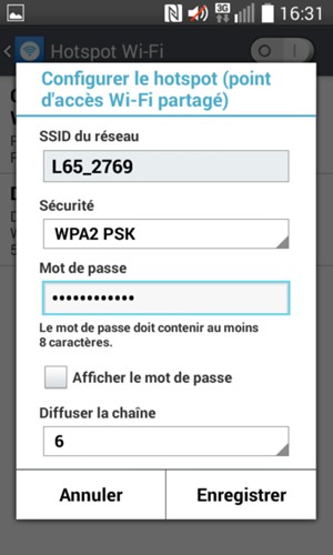 Saisissez un mot de passe d'au moins 8 caractères et sélectionnez Enregistrer