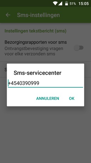 Voer het Sms-servicecenter nummer in en selecteer OK