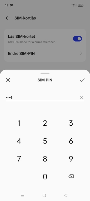Skriv inn Gjeldende PIN-kode for SIM-kort og velg OK