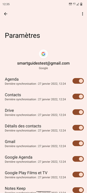 Assurez-vous que Contacts est sélectionné