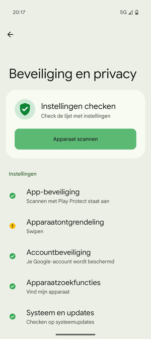 Om uw schermvergrendeling te activeren, ga naar het Beveiliging en privacy-menu en selecteer Apparaatontgrendeling