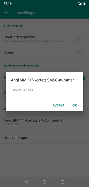 Skriv inn SIM-kortets SMSC-nummer og velg OK