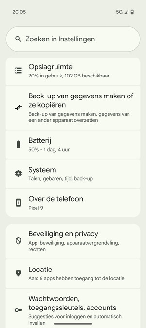 Scroll naar en selecteer Systeem