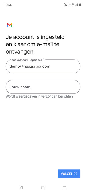 Geef uw account een naam en voer uw naam in. Selecteer VOLGENDE