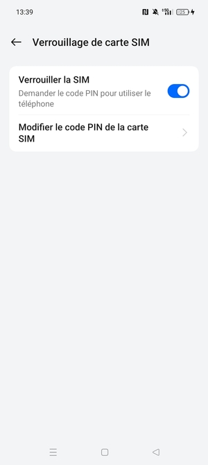 Sélectionnez Modifier le code PIN de la carte SIM