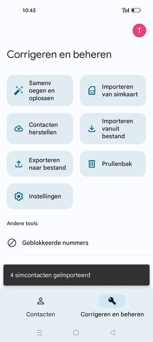 Uw contactpersonen worden opgeslagen naar uw Google-account en naar uw telefoon de volgende keer dat Google gesynchroniseerd wordt.