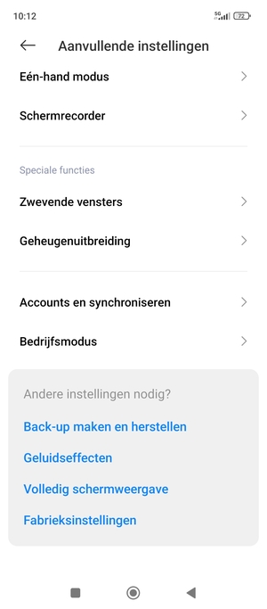 Scroll naar en selecteer Accounts en synchroniseren