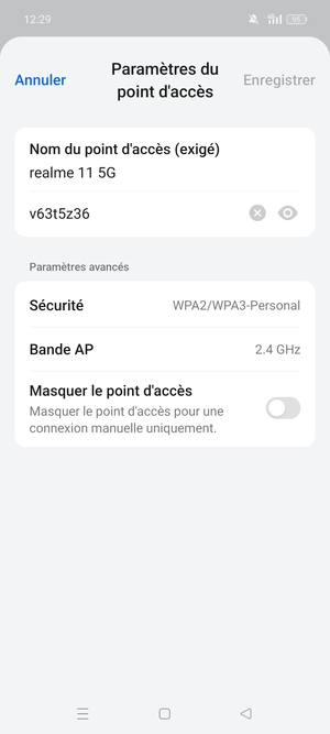 Saisissez un mot de passe de hotspot Wi-Fi d'au moins 8 caractères et sélectionnez Enregistrer