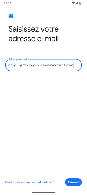 Saisissez votre adresse e-mail et sélectionnez Configurer manuellement l'adresse